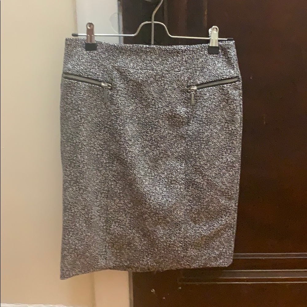 Michael Kors black and white pencil skirt